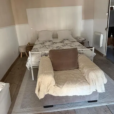 4-bedroom House, Up To 7 People Apartment *